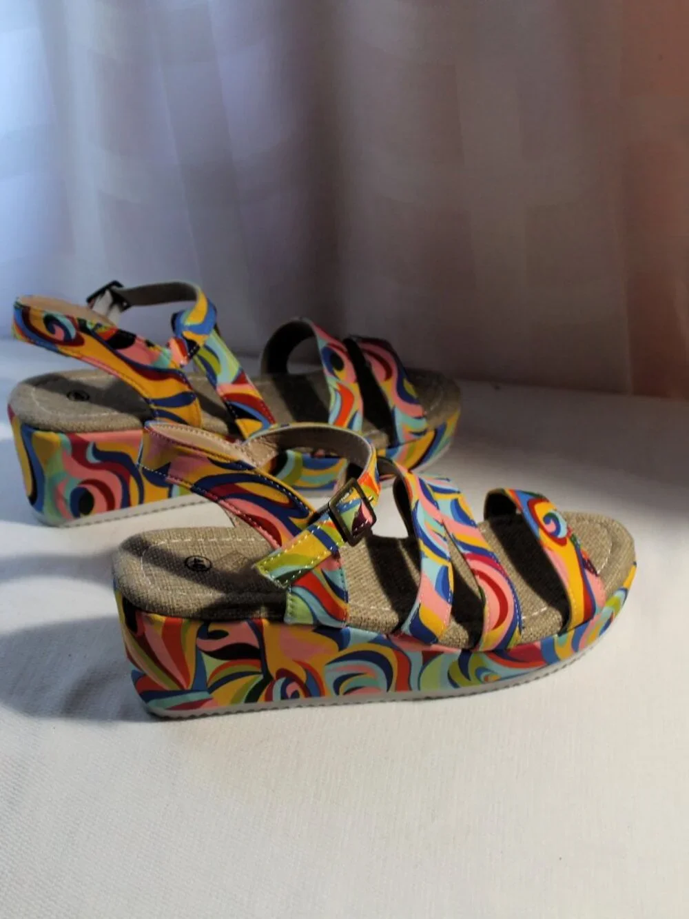 NWOT Psychedelic Platform Sandals EU 40 / US 9